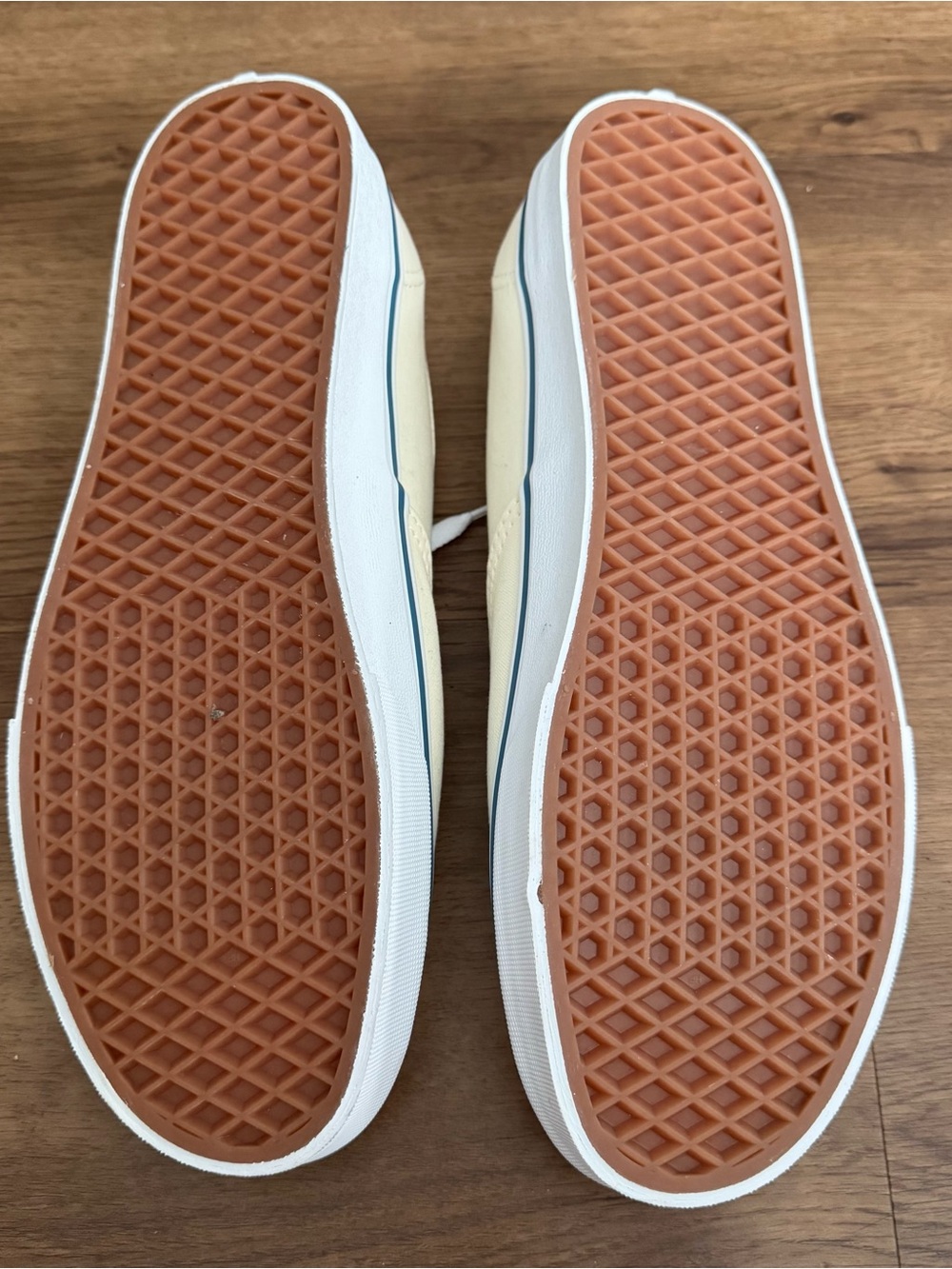 NWOT - Vans - Low Top Canvas Sneakers in Soft Banana Yellow - Picture 5 of 5